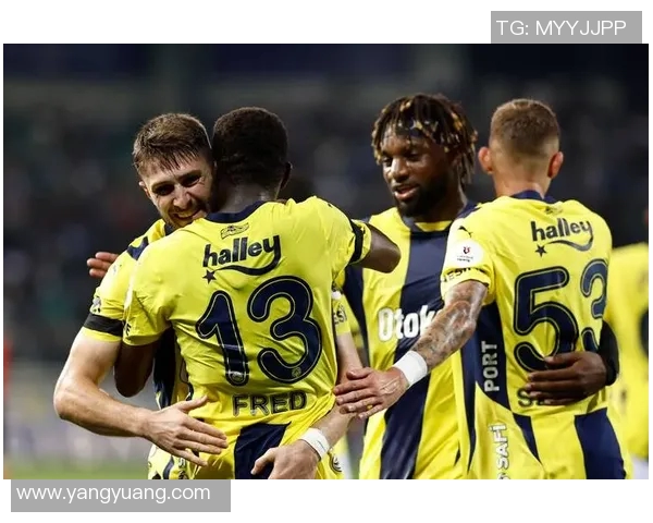 世界杯预选赛月度最佳球员荣誉实至名归展现卓越表现与领袖风范